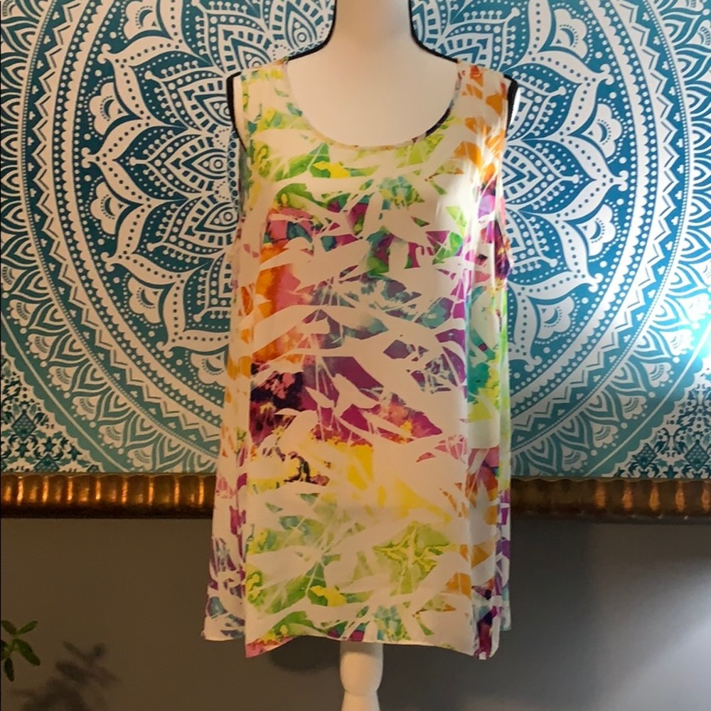 5/$20🌸Colorful, sleeveless top - L